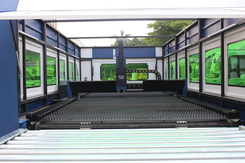 影響光纖激光切割機(jī)切割效果的四大重要參數(shù)