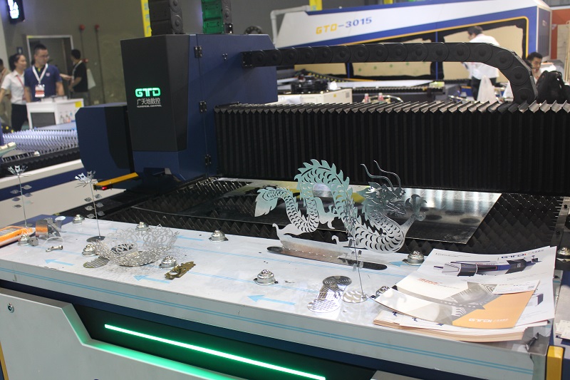 九點(diǎn)判斷光纖激光切割機(jī)切割質(zhì)量好與壞