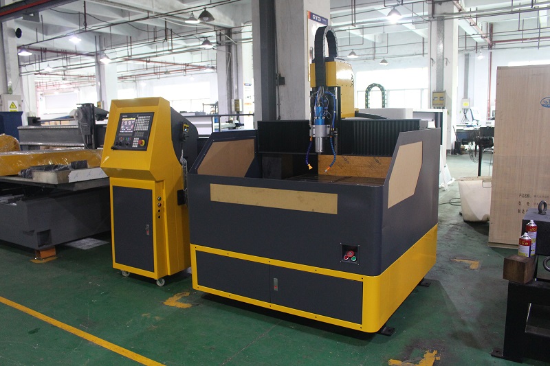 金屬雕刻機(jī)如何正確加工鈦合金